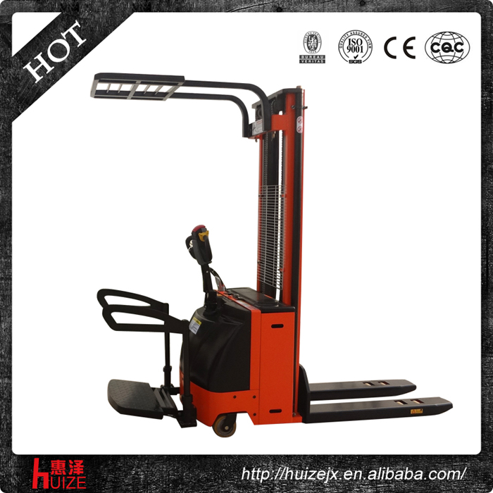 全電動(dòng)帶護(hù)頂架堆高車 (2)